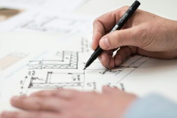 Alternativní materiály pro domácí stavební projekty: Slaměné panely, konopný beton a další