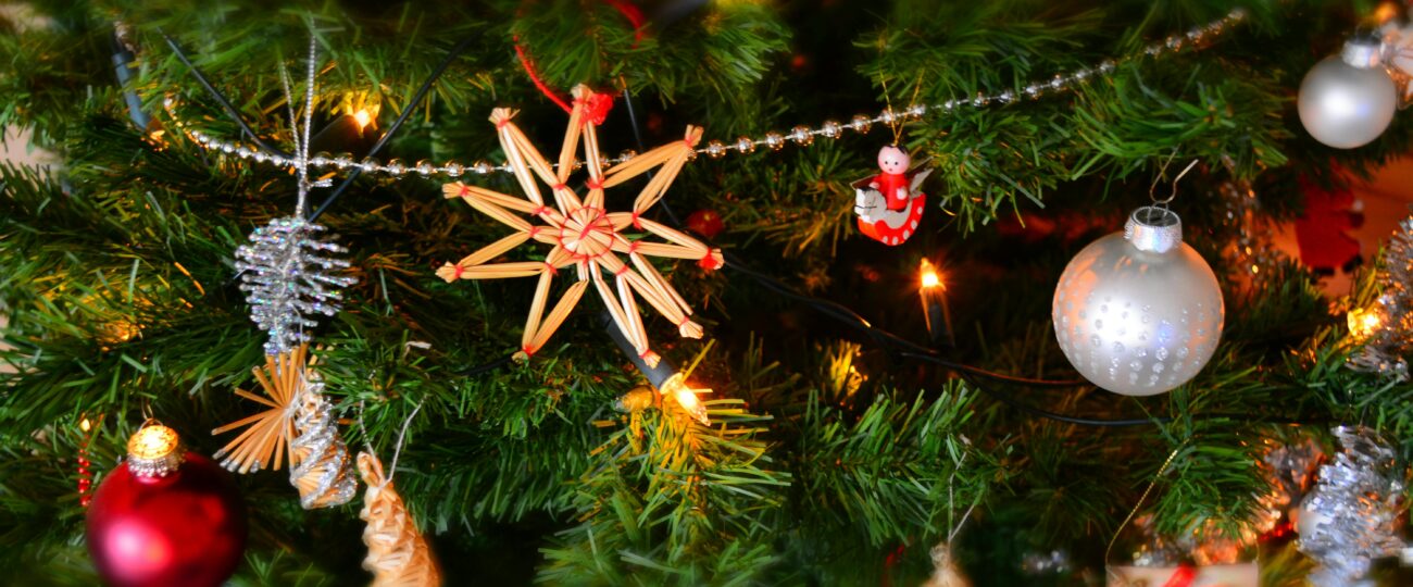Letošní vánoční dekorace: Retro v hlavní roli