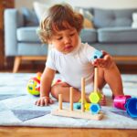 Jaký dětský koberec pomáhá rozvoji dítěte a zároveň je praktický?