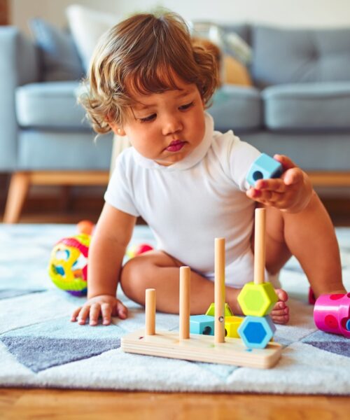 Jaký dětský koberec pomáhá rozvoji dítěte a zároveň je praktický?