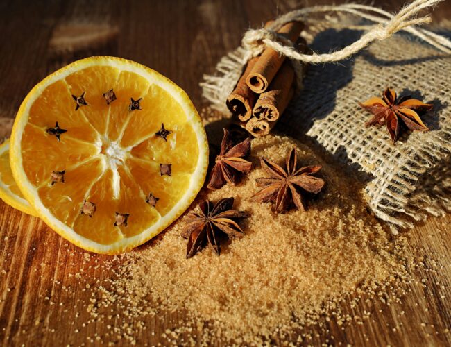 Teplá vůně domova: Vyrobte si vlastní směs koření na perník