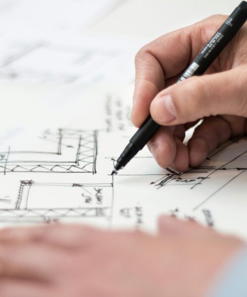 Standardizované projekty vs. individuální architektonické návrhy: volba, která ovlivní desítky let vašeho života